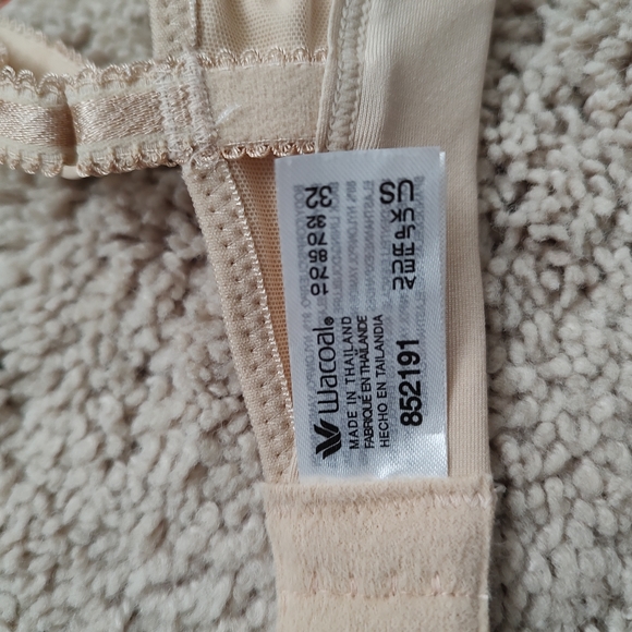 🥰 EUC Wacoal 852191 Embrace Lace Soft Cup Wireless Adjustable Bra, Sand, 32 (S) - Picture 10 of 13
